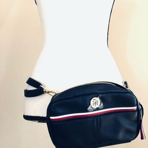 Tommy Hilfiger CROSSBODY BAG
 adaptable to carry on the waist